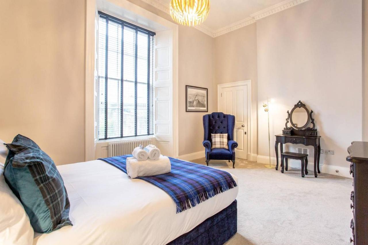 Joivy Exquisite Flat In The City Centre Edinburgh Eksteriør billede